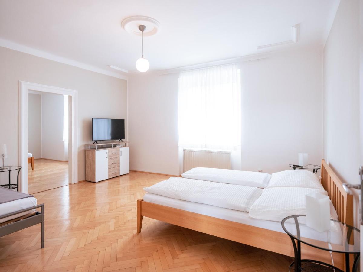 Villa Sonnenschein Лаа ан дер Тая Екстериор снимка